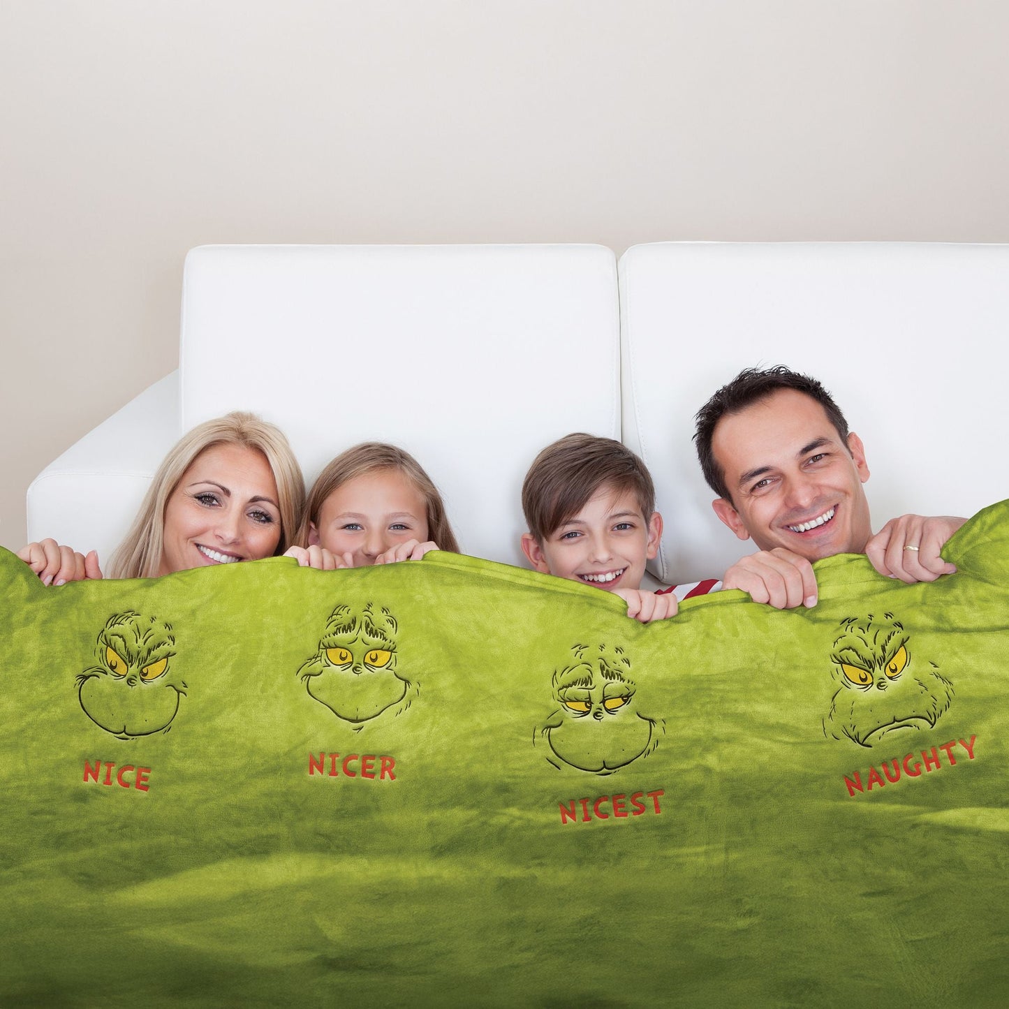 Grinch Family SnowThrow