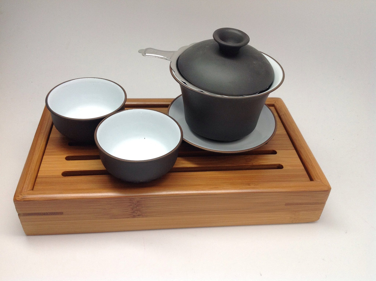 Gong gu travel mini set 4pcs Gaiwan  4oz capacity $39.95 For Sale with cups and bamboo tea tray#149